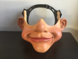 Bugtaler maske – Entertainer, komiker, bugtaler