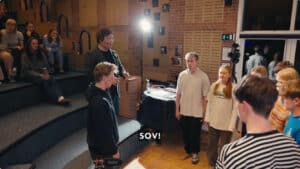 Kombishow med manipulation og hypnose